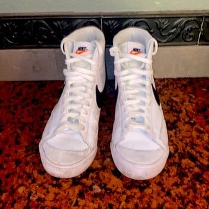 Nike Blazers Size US 7